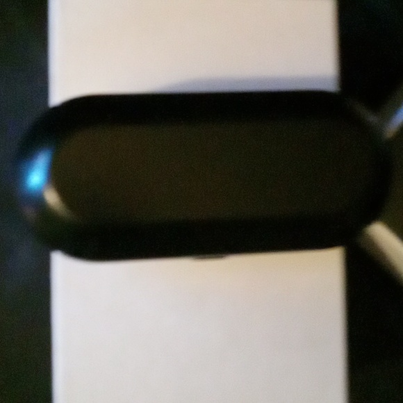 Kingcentron wireless Bluetooth ear buds NewInBox. - Picture 6 of 7